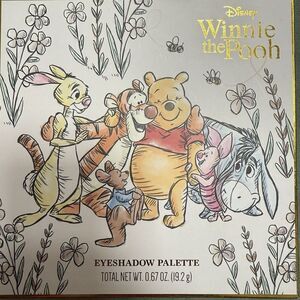 Disney Winnie The Pooh & Friends 16 Color  Eyeshadow Palette With Mirror